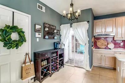 227 Moss Hill Road, Irving, TX 75063 - Photo 12