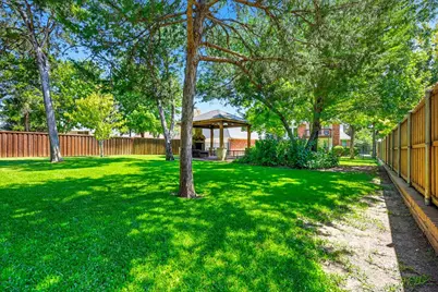 8 Equestrian Trail, Duncanville, TX 75116 - Photo 30