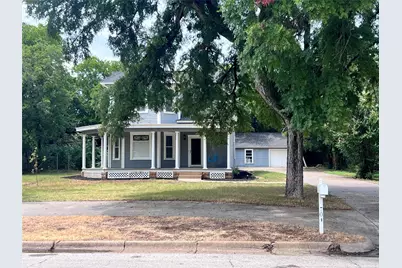 704 Cherry Street, Graham, TX 76450 - Photo 1