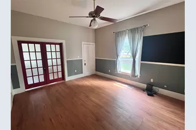 704 Cherry Street, Graham, TX 76450 - Photo 10
