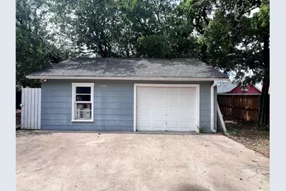 704 Cherry Street, Graham, TX 76450 - Photo 36