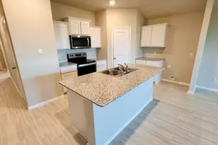 556 Crestridge Dr N, Cleburne, TX 76033 - Photo 4