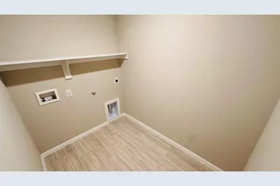 556 Crestridge Drive N, Cleburne, TX 76033 - Photo 18