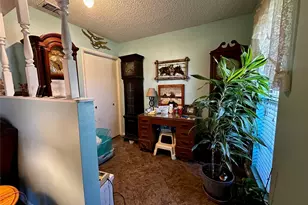 510 E Pecan St, Seymour, TX 76380 - Photo 4