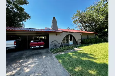510 E Pecan Street, Seymour, TX 76380 - Photo 32