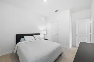 216 Post Oak St, Azle, TX 76020 - Photo 12