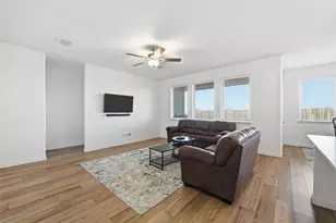 216 Post Oak St, Azle, TX 76020 - Photo 4