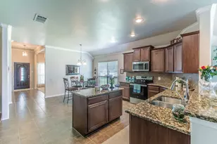 125 Sumac Dr, Waxahachie, TX 75165 - Photo 8