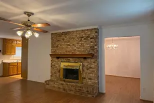 219 Powell Dr, Tyler, TX 75703 - Photo 6