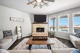 136 Mdw Vis Dr, Rhome, TX 76078 - Photo 8