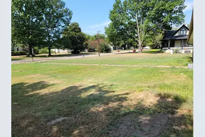 1005 Jackson, Clarksville, TX 75426 - Photo 40