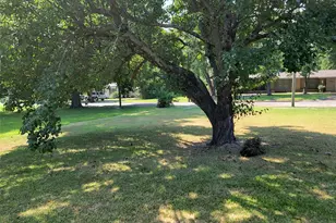 1005 Jackson, Clarksville, TX 75426 - Photo 38