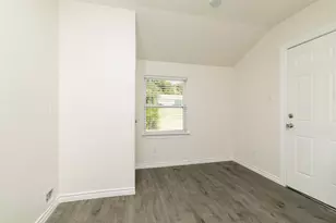 5801 Manhattan Dr, Fort Worth, TX 76107 - Photo 12