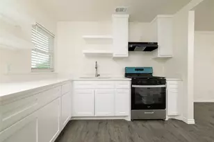 5801 Manhattan Dr, Fort Worth, TX 76107 - Photo 14