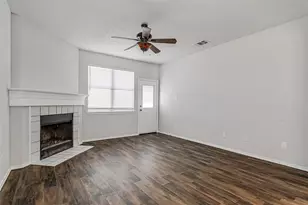 505 Blueberry Hill Ln, Mansfield, TX 76063 - Photo 4
