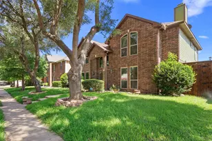 2713 Water Oak Dr, Grand Prairie, TX 75052 - Photo 6