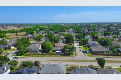 2713 Water Oak Drive, Grand Prairie, TX 75052 - Photo 32