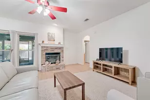 100 Jennings Dr, Waxahachie, TX 75165 - Photo 10