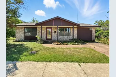 604 E Gentry, Hamilton, TX 76531 - Photo 1