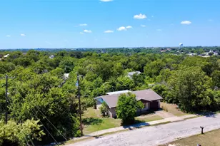 604 E Gentry, Hamilton, TX 76531 - Photo 16