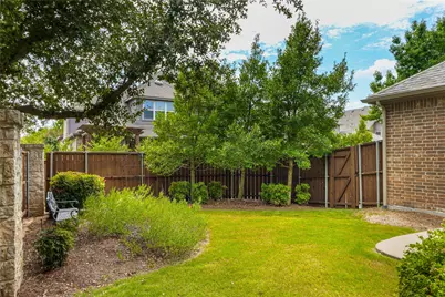 842 Sun Meadow Road, Allen, TX 75013 - Photo 2