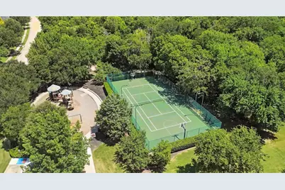 842 Sun Meadow Road, Allen, TX 75013 - Photo 28