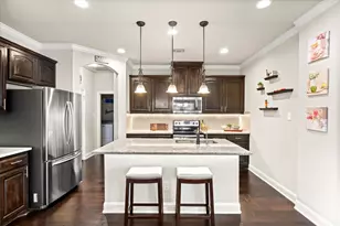 205 Carson Dr, Waxahachie, TX 75167 - Photo 10