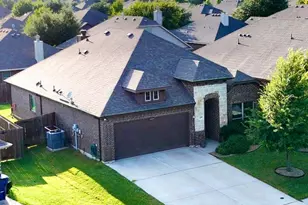 205 Carson Dr, Waxahachie, TX 75167 - Photo 32