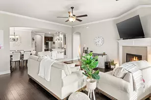 205 Carson Dr, Waxahachie, TX 75167 - Photo 2