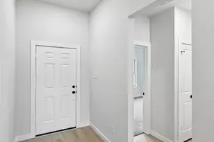 1401 Quail Crk Dr, Cleburne, TX 76033 - Photo 4