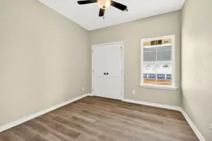 409 Austin St, Callisburg, TX 76240 - Photo 24