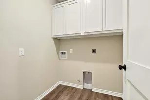 409 Austin St, Callisburg, TX 76240 - Photo 18