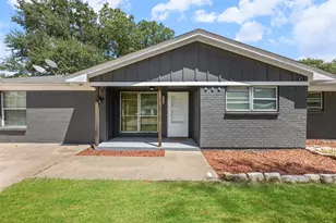 2410 Linda Dr, Ennis, TX 75119 - Photo 1