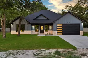 1911 Us-Hwy 69, Greenville, TX 75401 - Photo 1