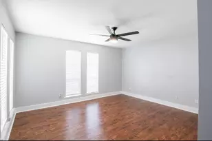 5808 Sandhurst Ln, Dallas, TX 75206 - Photo 2