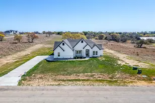 240 Latigo Wy, Weatherford, TX 76088 - Photo 4