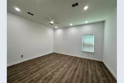 1315 Oneal Street #B, Commerce, TX 75428 - Photo 8