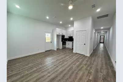 1315 Oneal Street #B, Commerce, TX 75428 - Photo 2