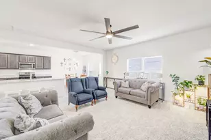 10852 Copper Hills Ln, Fort Worth, TX 76108 - Photo 6