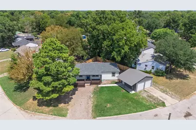 312 Wilton Drive, Greenville, TX 75401 - Photo 2