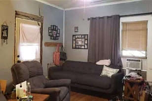 916 SE 5th St, Mineral Wells, TX 76067 - Photo 6