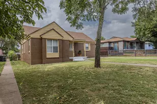 3816 Mt Washington St, Dallas, TX 75211 - Photo 2