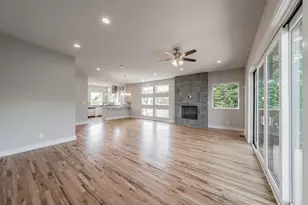 1004 Stafford St, Dallas, TX 75208 - Photo 14