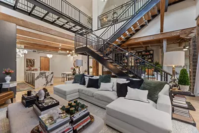 509 Elm Street #601, Dallas, TX 75202 - Photo 2