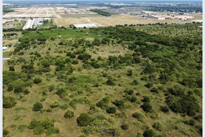 1015 N Crowley Road, Crowley, TX 76036 - Photo 4