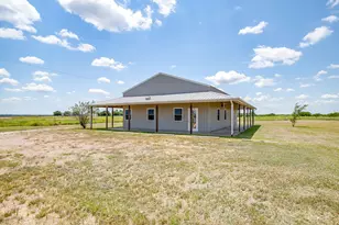 8309 Cr 106, Grandview, TX 76050 - Photo 18