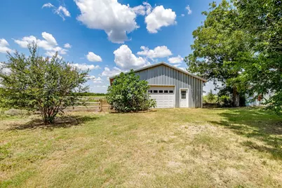 8309 Cr 106, Grandview, TX 76050 - Photo 14