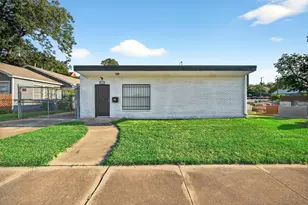 205 W Gandy St, Denison, TX 75020 - Photo 1