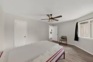 9809 Walnut St, Dallas, TX 75243 - Photo 18