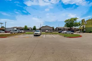 9809 Walnut St, Dallas, TX 75243 - Photo 6